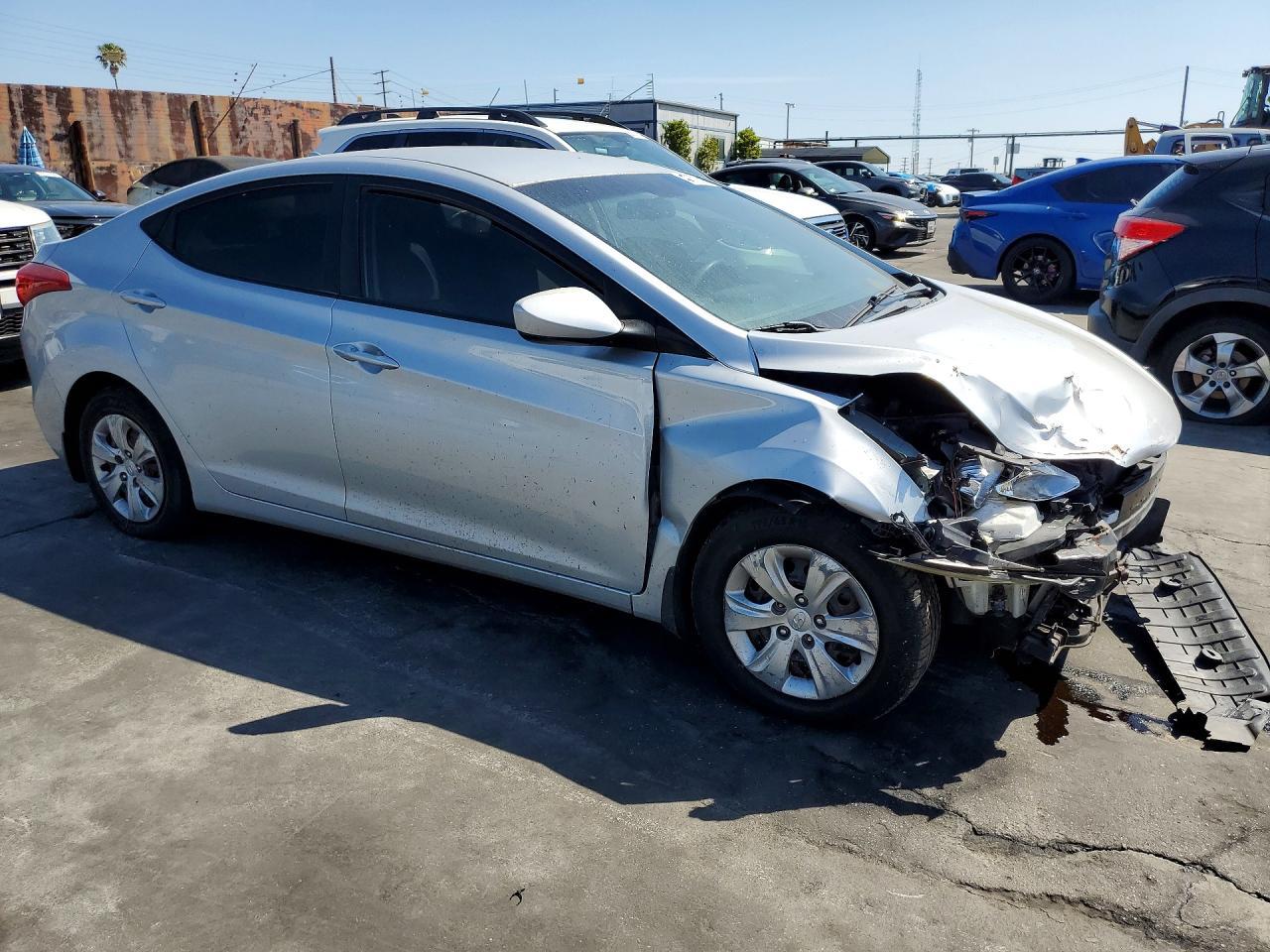 2013 Hyundai Elantra Gls - Фото 4