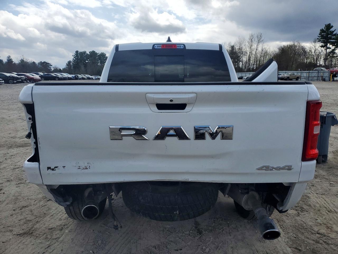 2025 Ram 1500 Laramie - Image 6