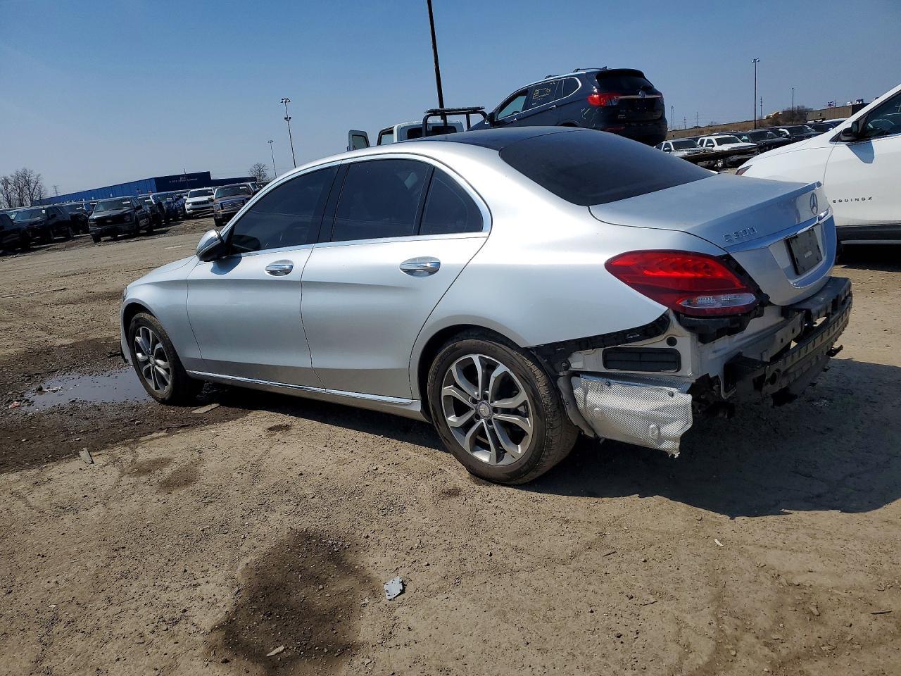 2016 Mercedes-Benz C 300 4Matic - Фото 2