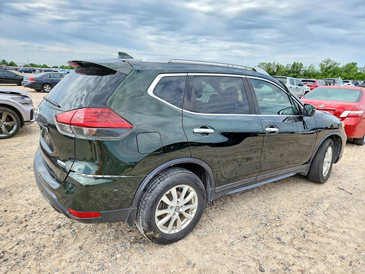 2019 Nissan Rogue - Фото 3