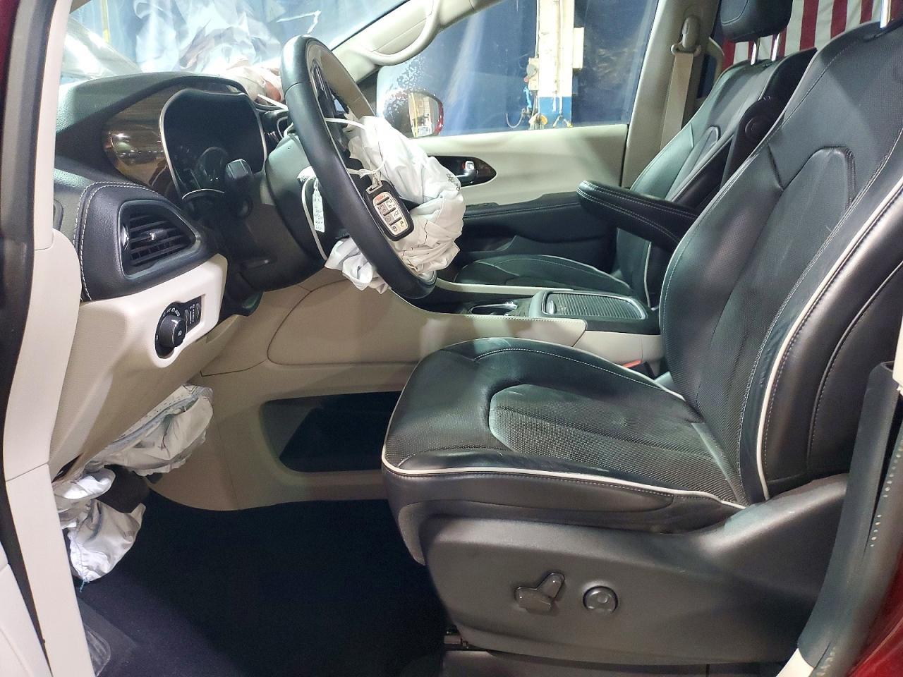 2021 Chrysler Pacifica Limited - Фото 7