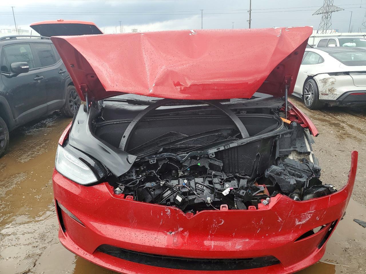2021 Tesla Model X - Image 5