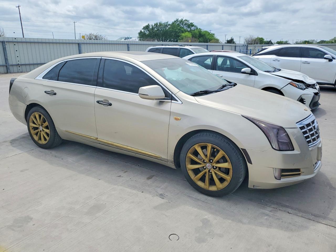 2013 Cadillac Xts Luxury Collection - Image 4