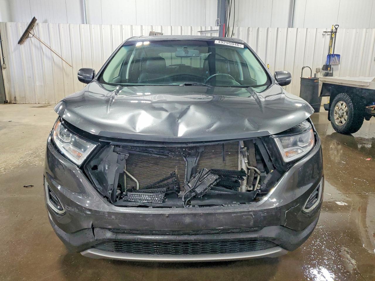 2017 Ford Edge Titanium - Image 5