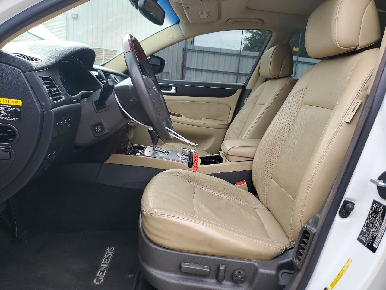 2012 Hyundai Genesis 4.6L V8 - Фото 7