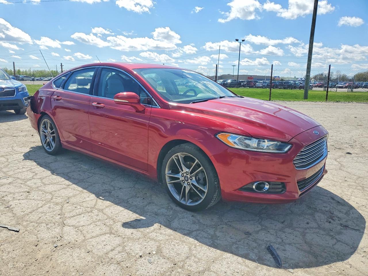 2016 Ford Fusion Titanium - Image 4