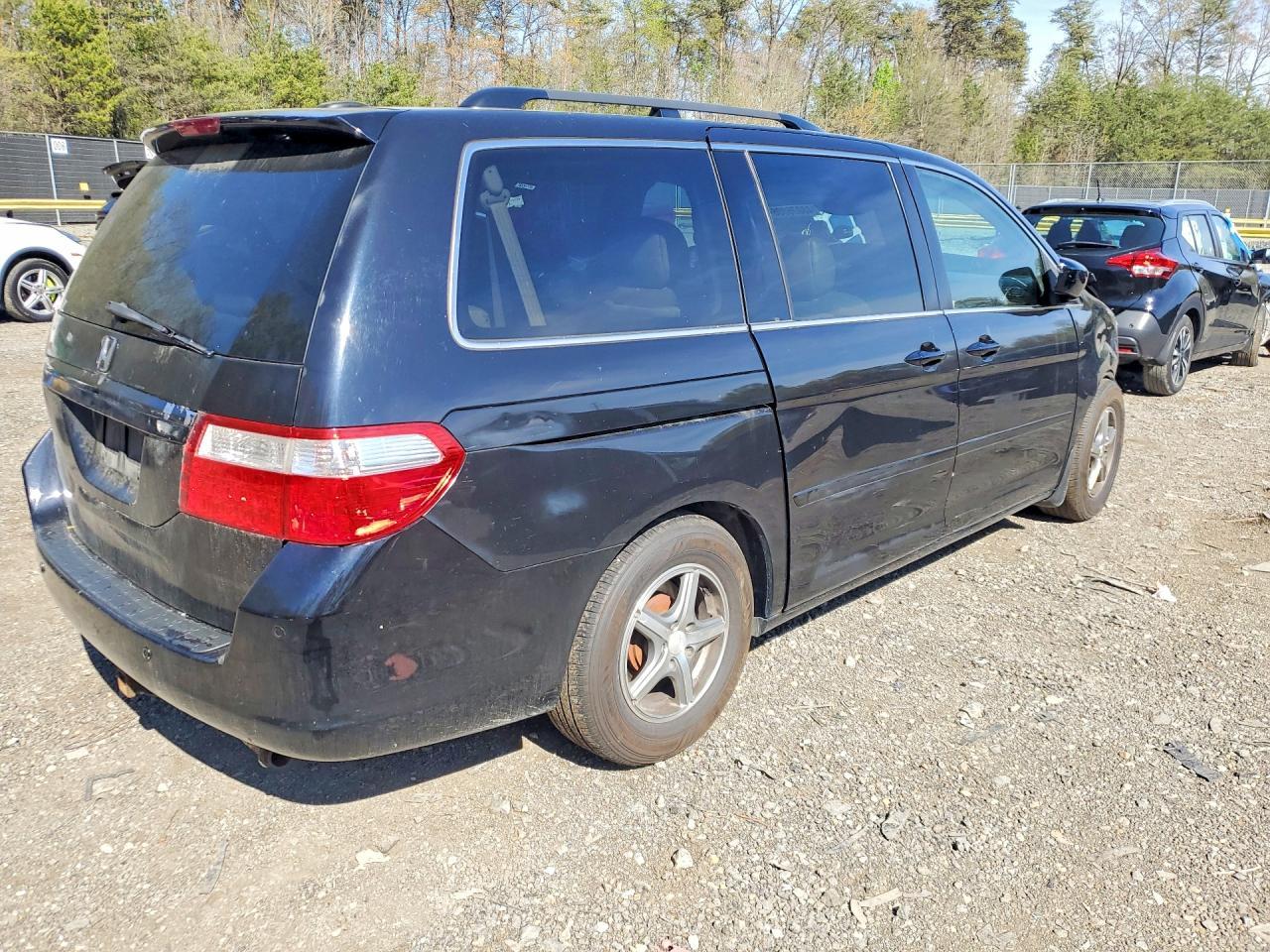 2006 Honda Odyssey Touring - Фото 3