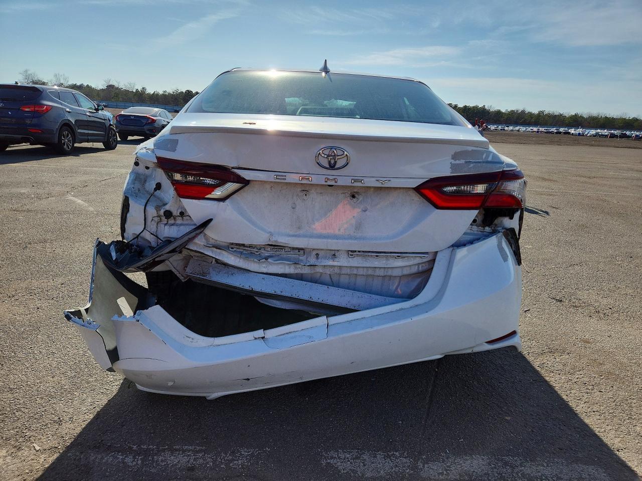 2021 Toyota Camry Se - Image 6