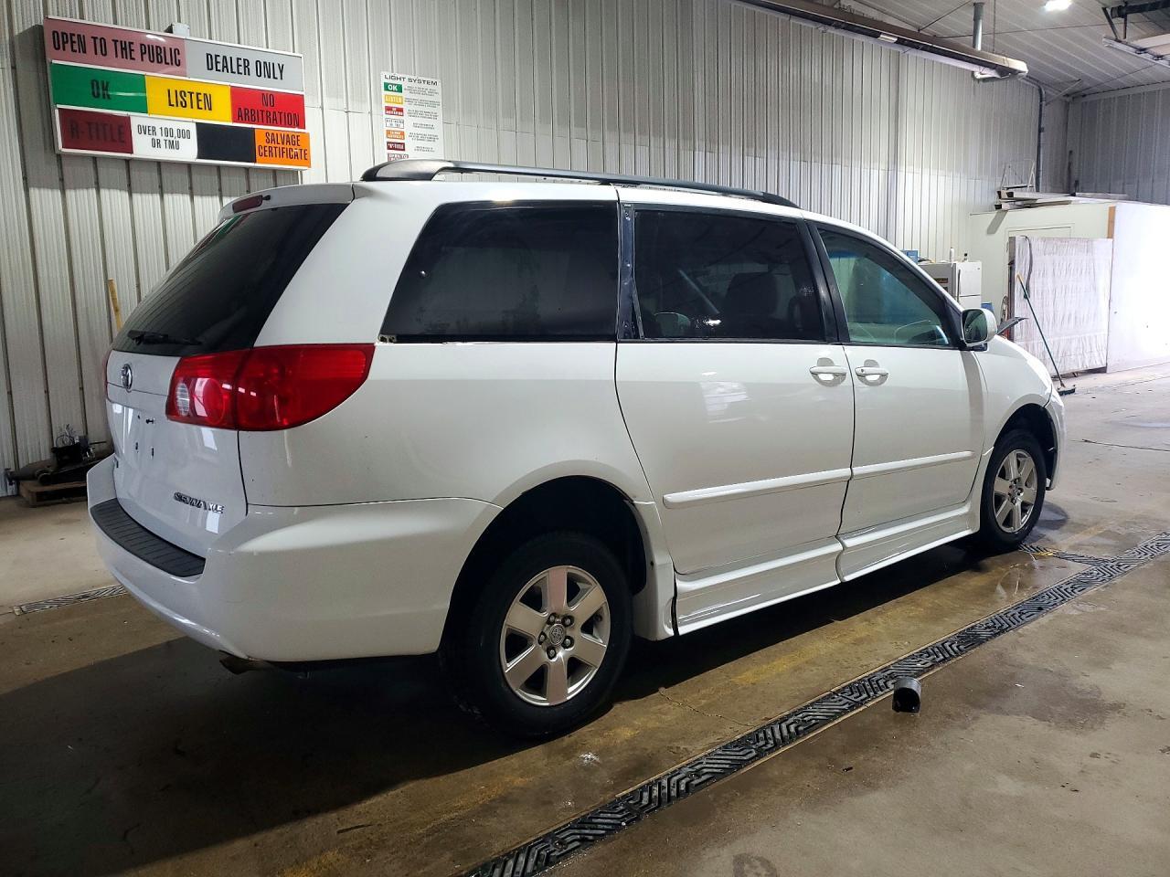 2006 Toyota Sienna Xle 7 Passenger - Фото 3