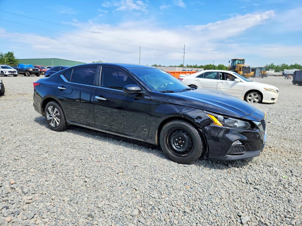 2022 Nissan Altima S - Фото 4