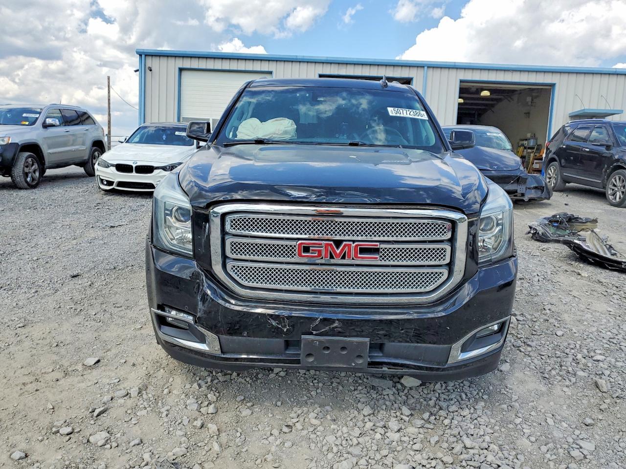 2017 GMC Yukon Slt - Фото 5