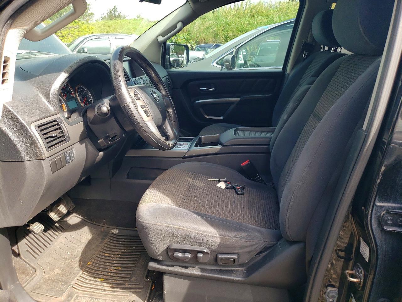 2015 Nissan Armada Sv - Image 7