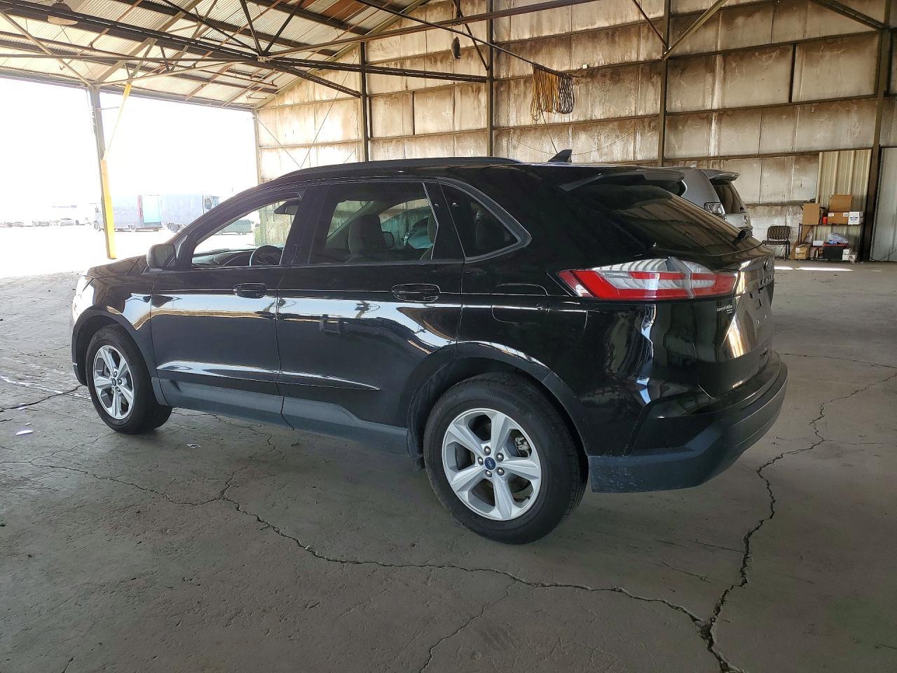 2021 Ford Edge Se - Фото 2