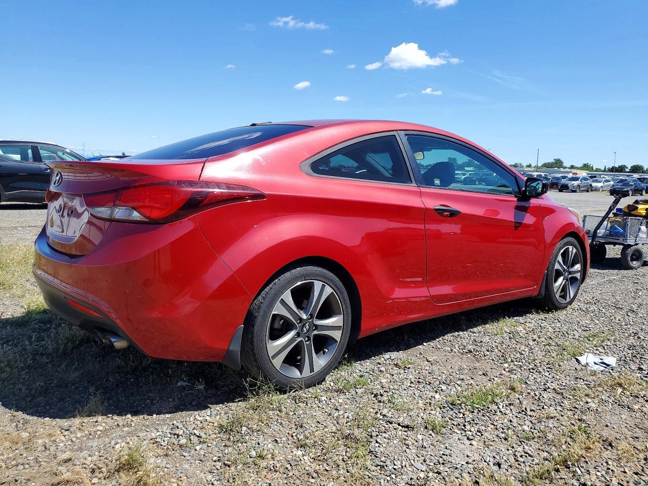 2014 Hyundai Elantra Coupe Base - Фото 3
