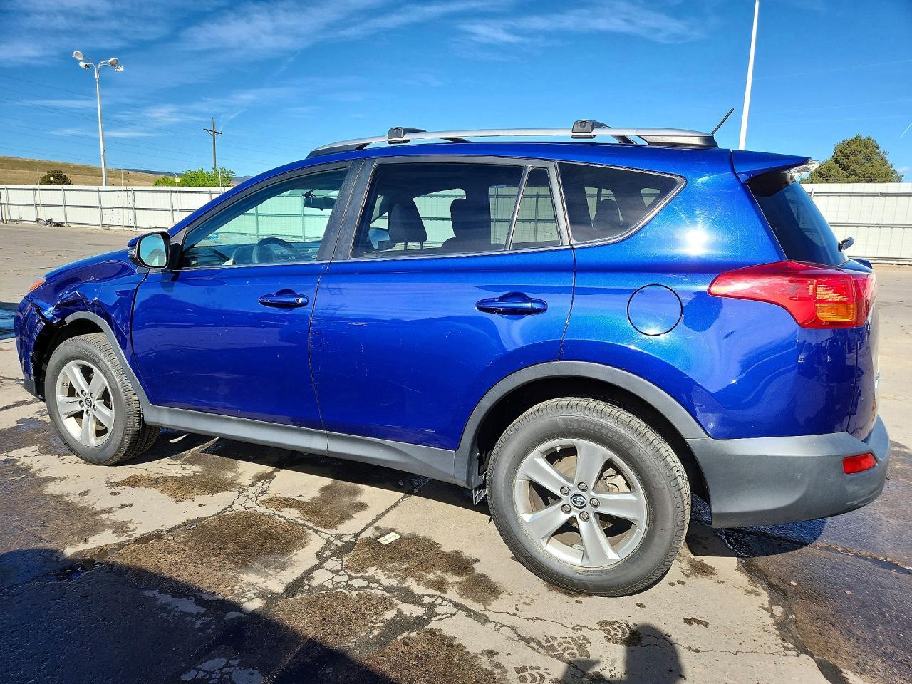2015 Toyota Rav4 Xle - Image 2