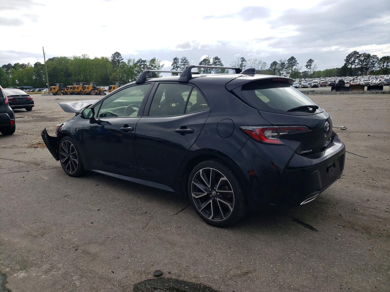 2020 Toyota Corolla Hatchback Xse - Image 2