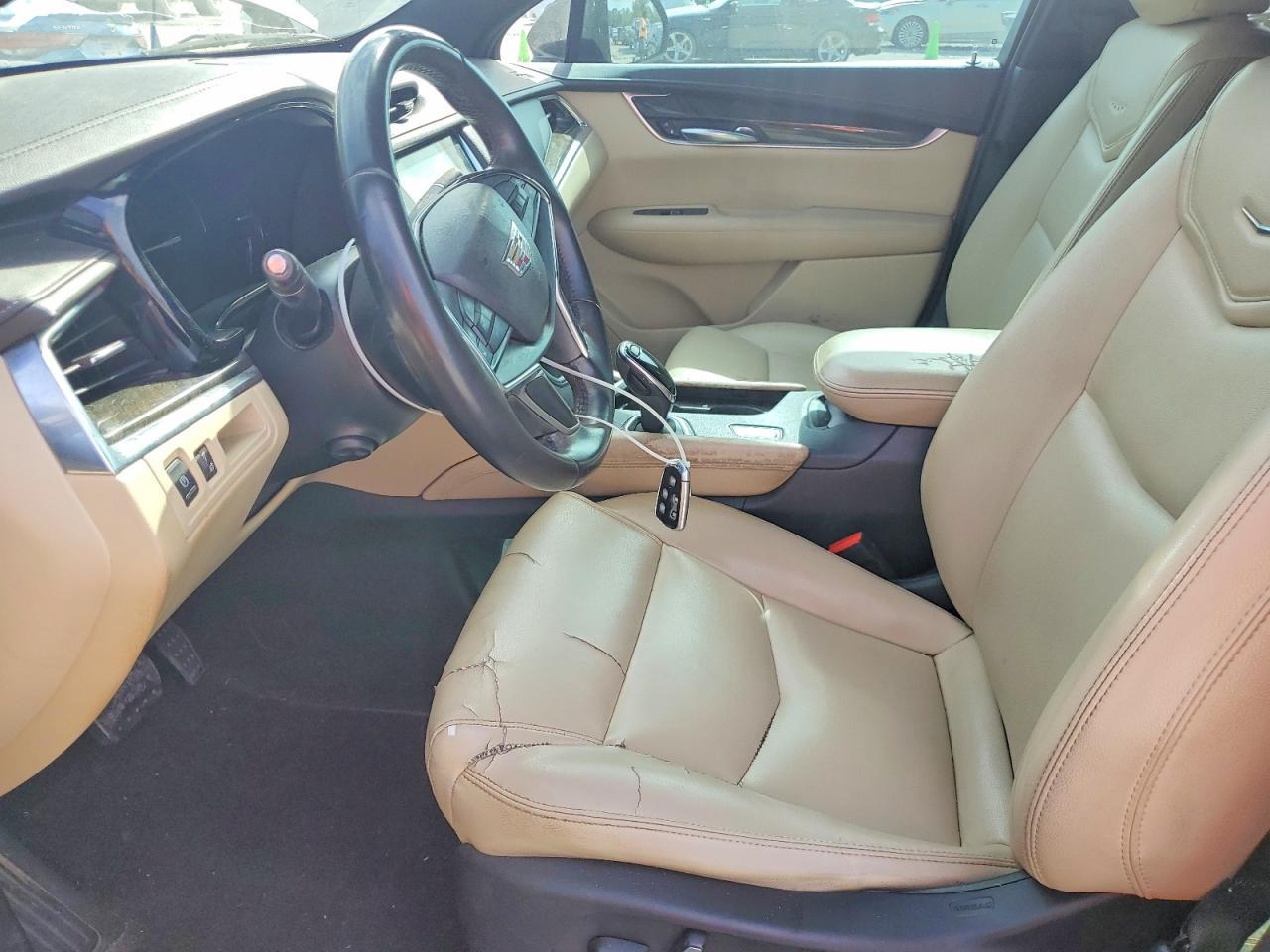 2018 Cadillac Xt5 Platinum - Image 7