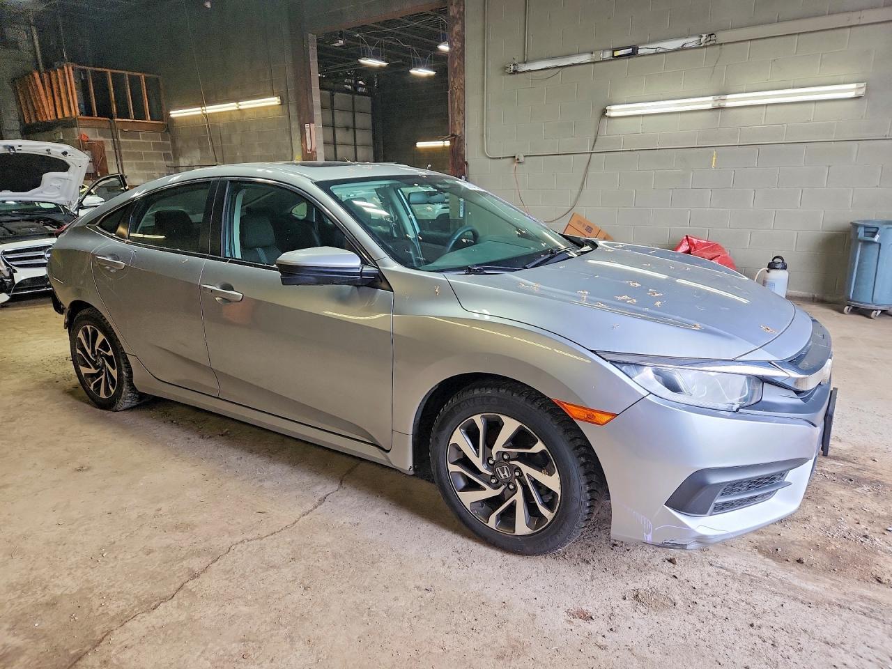 2018 Honda Civic Ex - Image 4