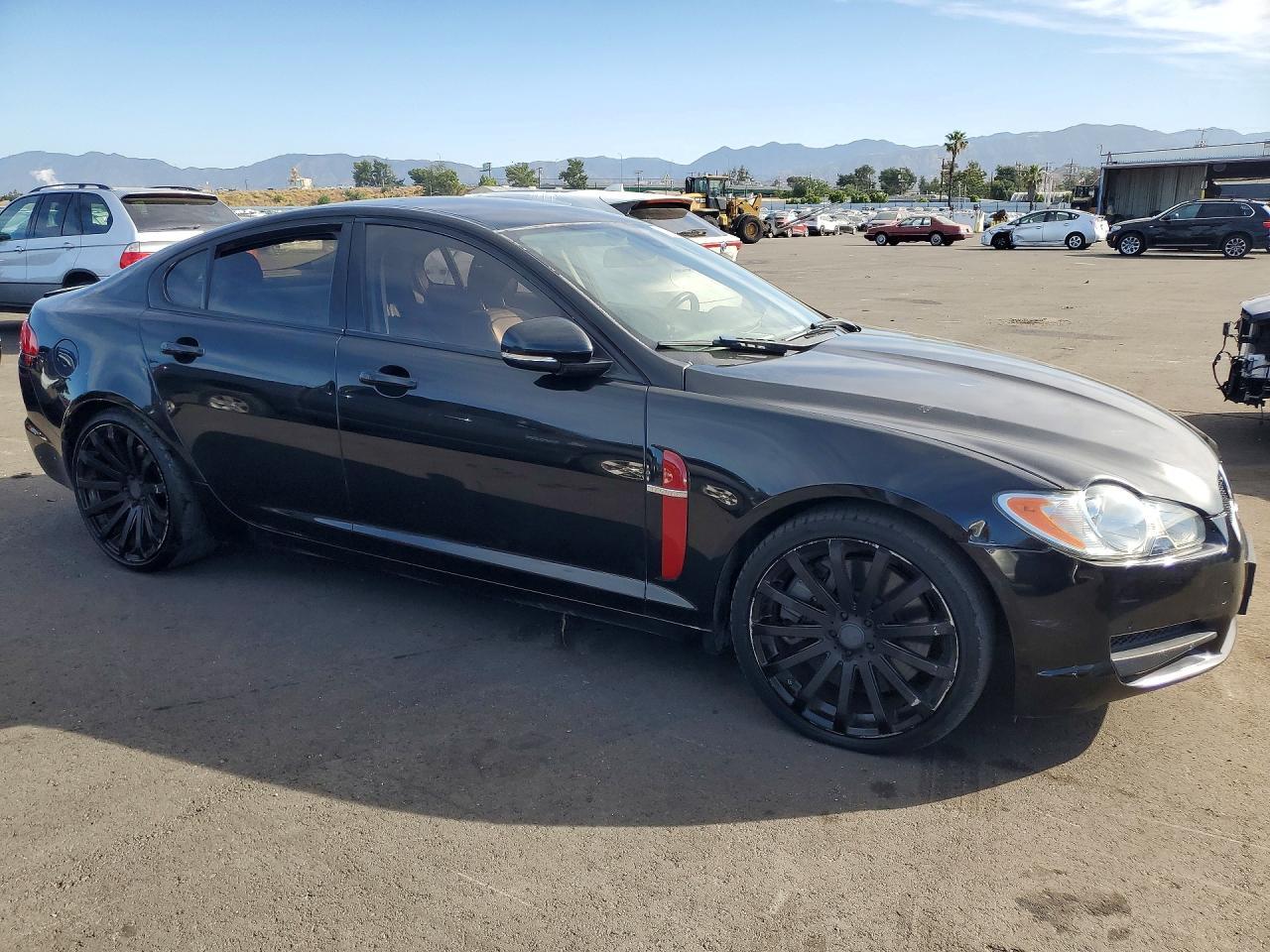 2010 Jaguar Xf Supercharged - Фото 4