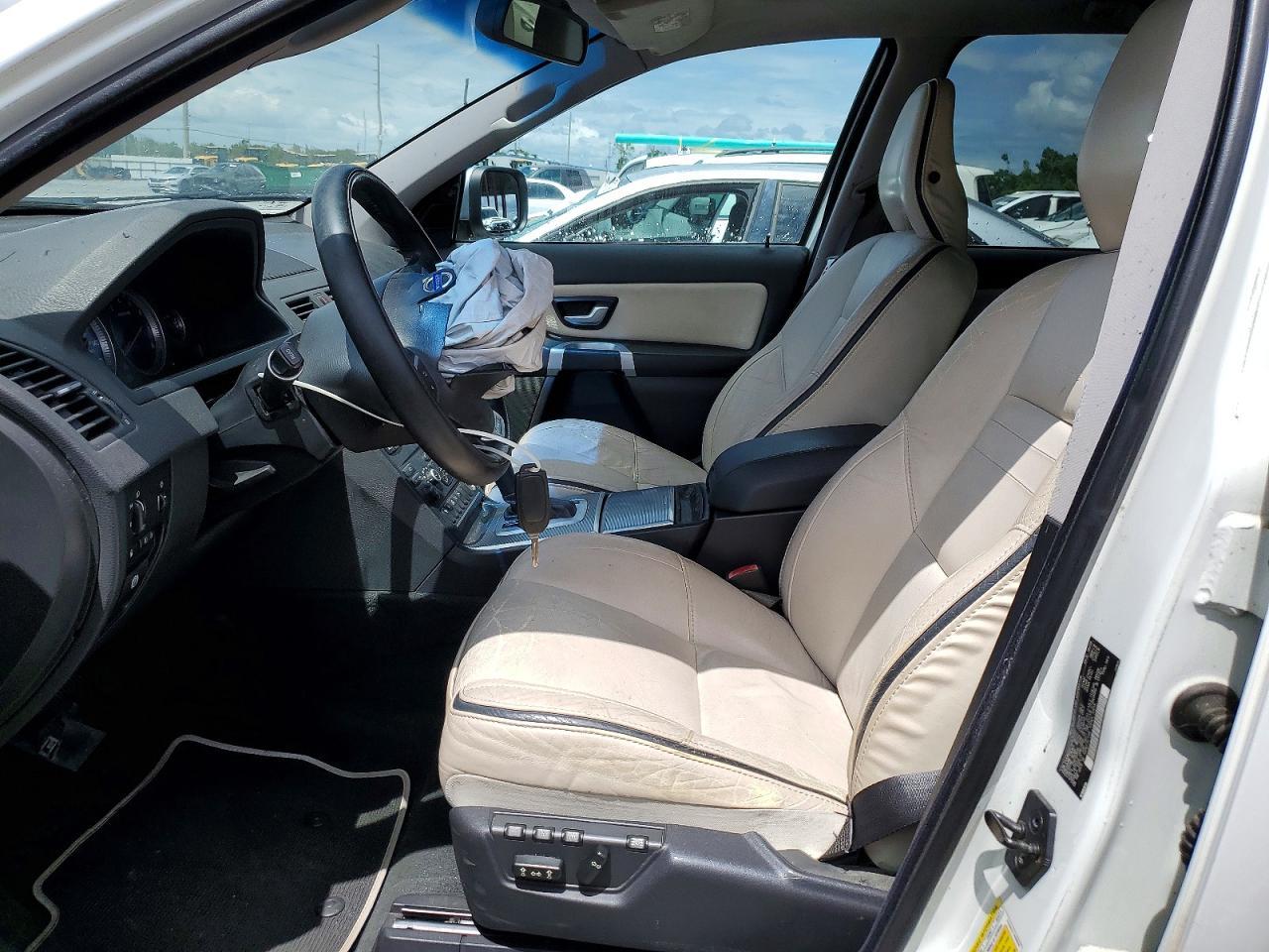 2010 Volvo Xc90 - Image 7