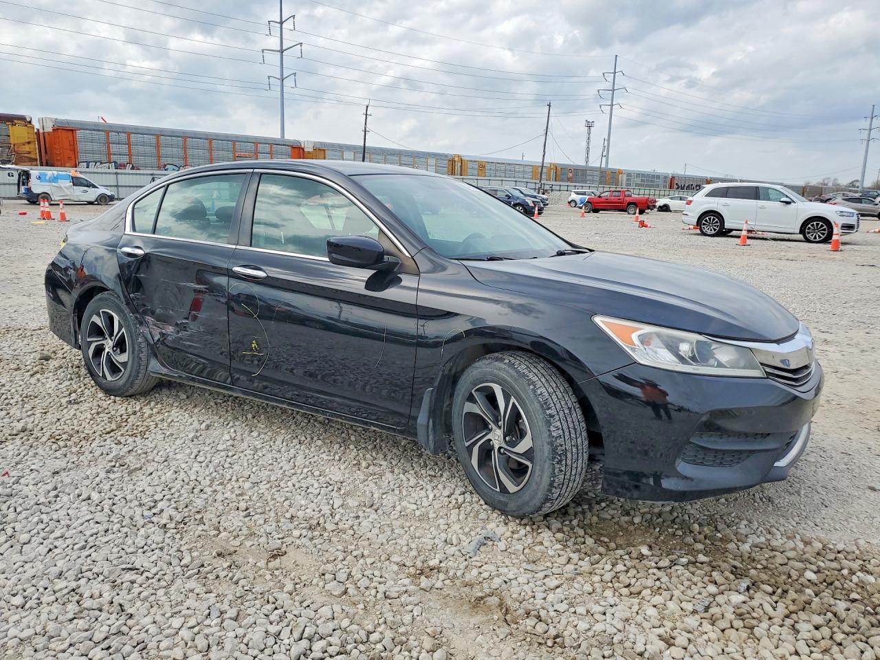 2017 Honda Accord Lx - Фото 4