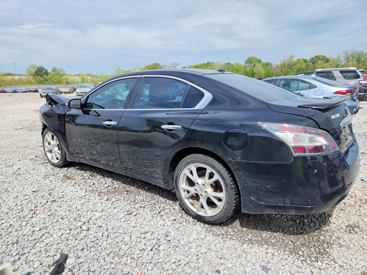 2012 Nissan Maxima 3.5 S - Image 2
