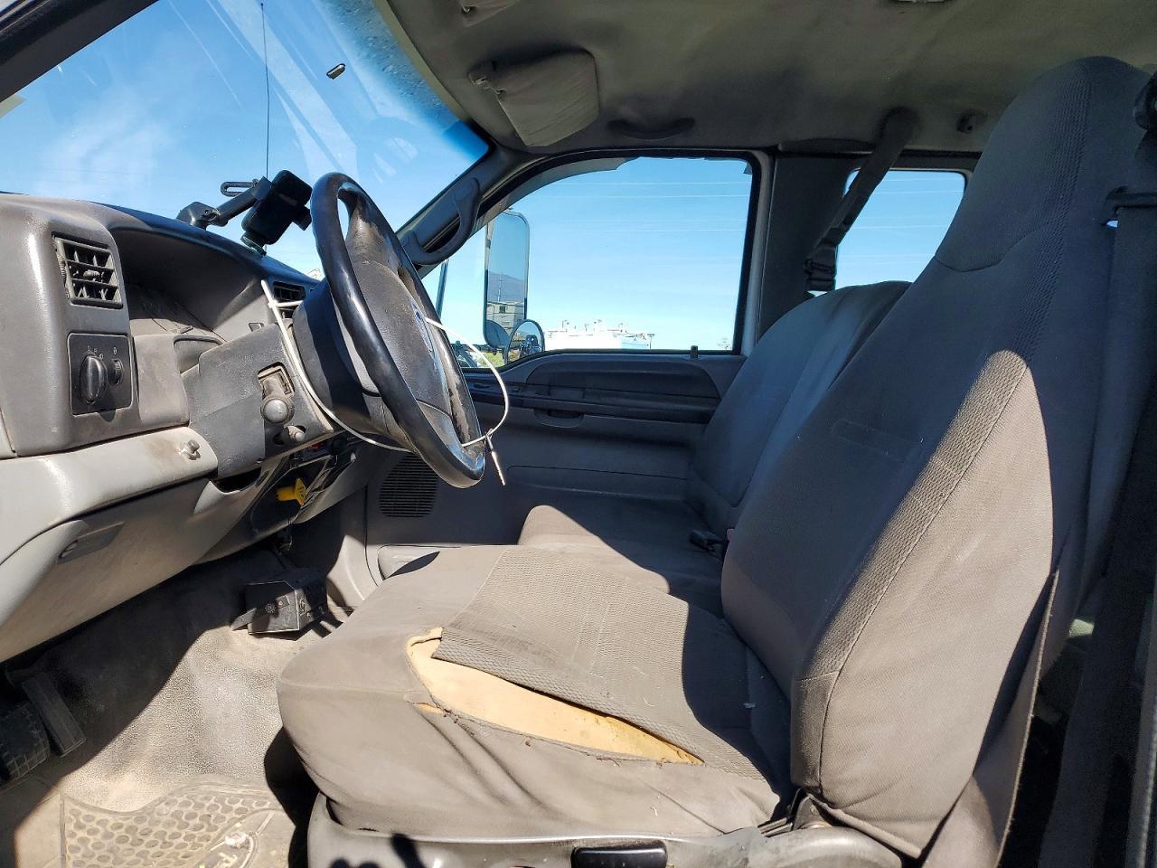 2007 Ford F650 Super Duty Rollback Truck - Фото 7