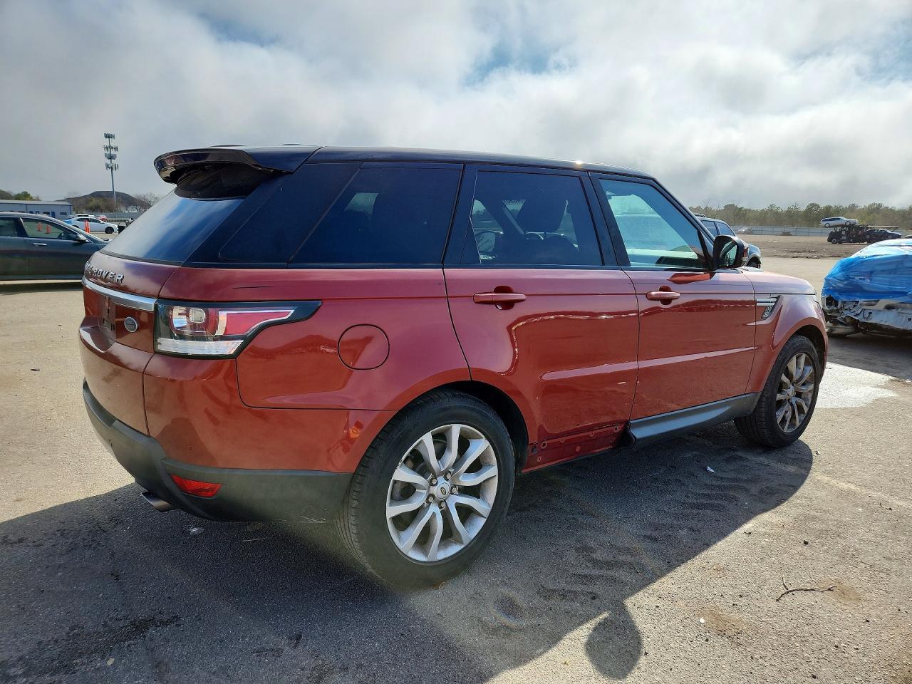 2014 Land Rover Range Rover Sport Hse - Image 3