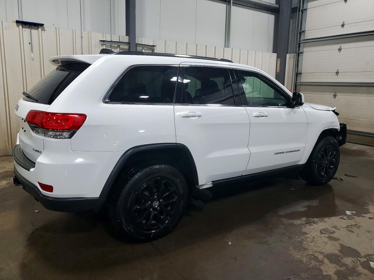 2016 Jeep Grand Cherokee Laredo - Фото 3