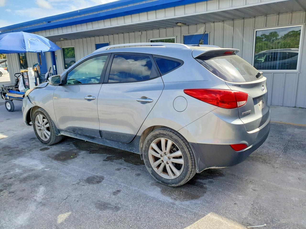 2012 Hyundai Tucson Limited - Image 2