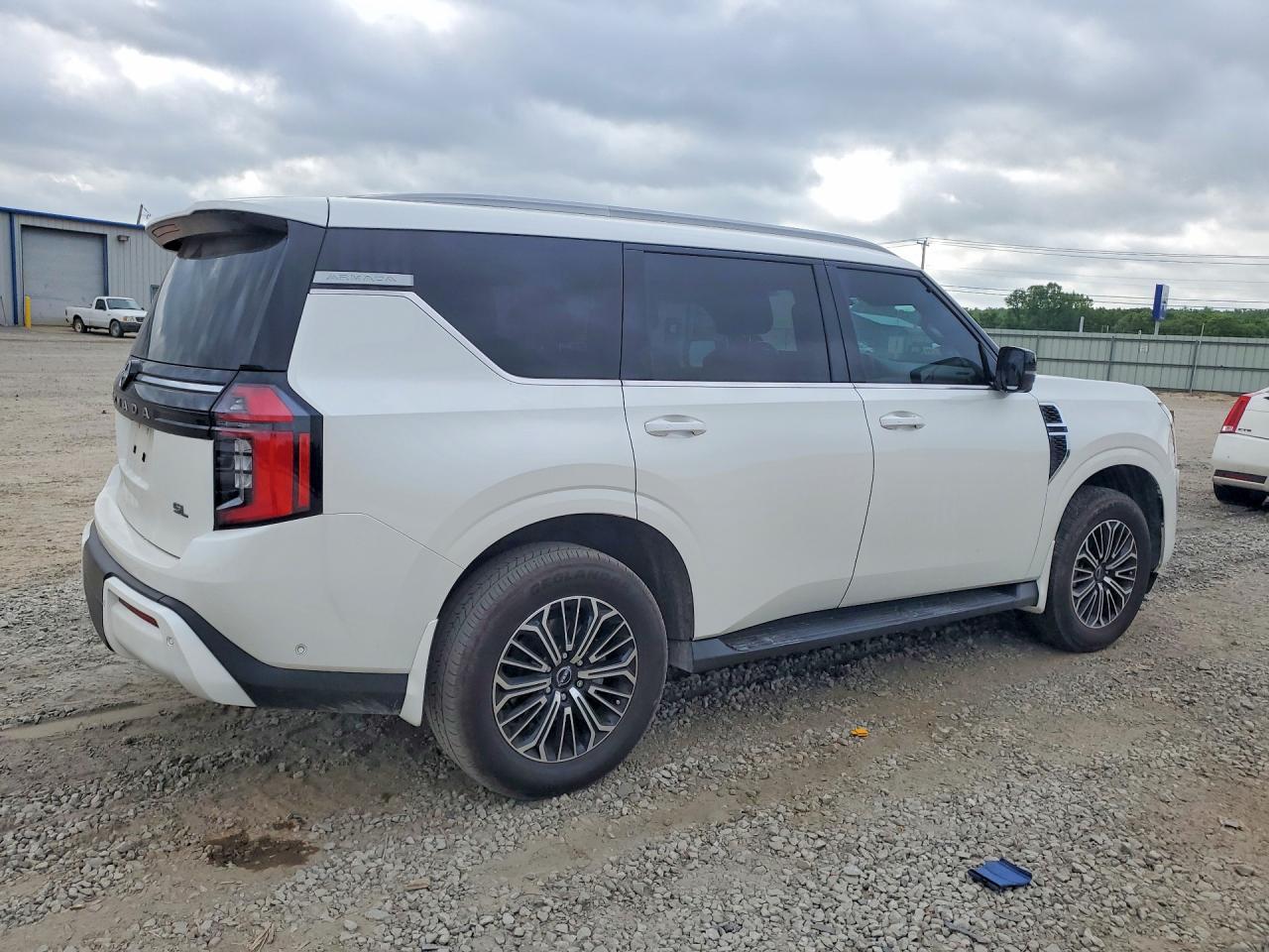 2025 Nissan Armada Sl - Фото 3