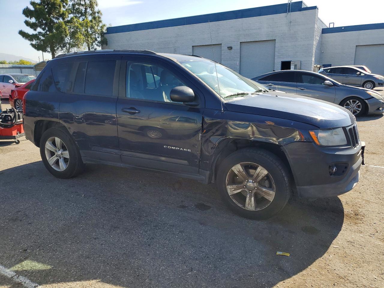 2016 Jeep Compass Sport - Фото 4
