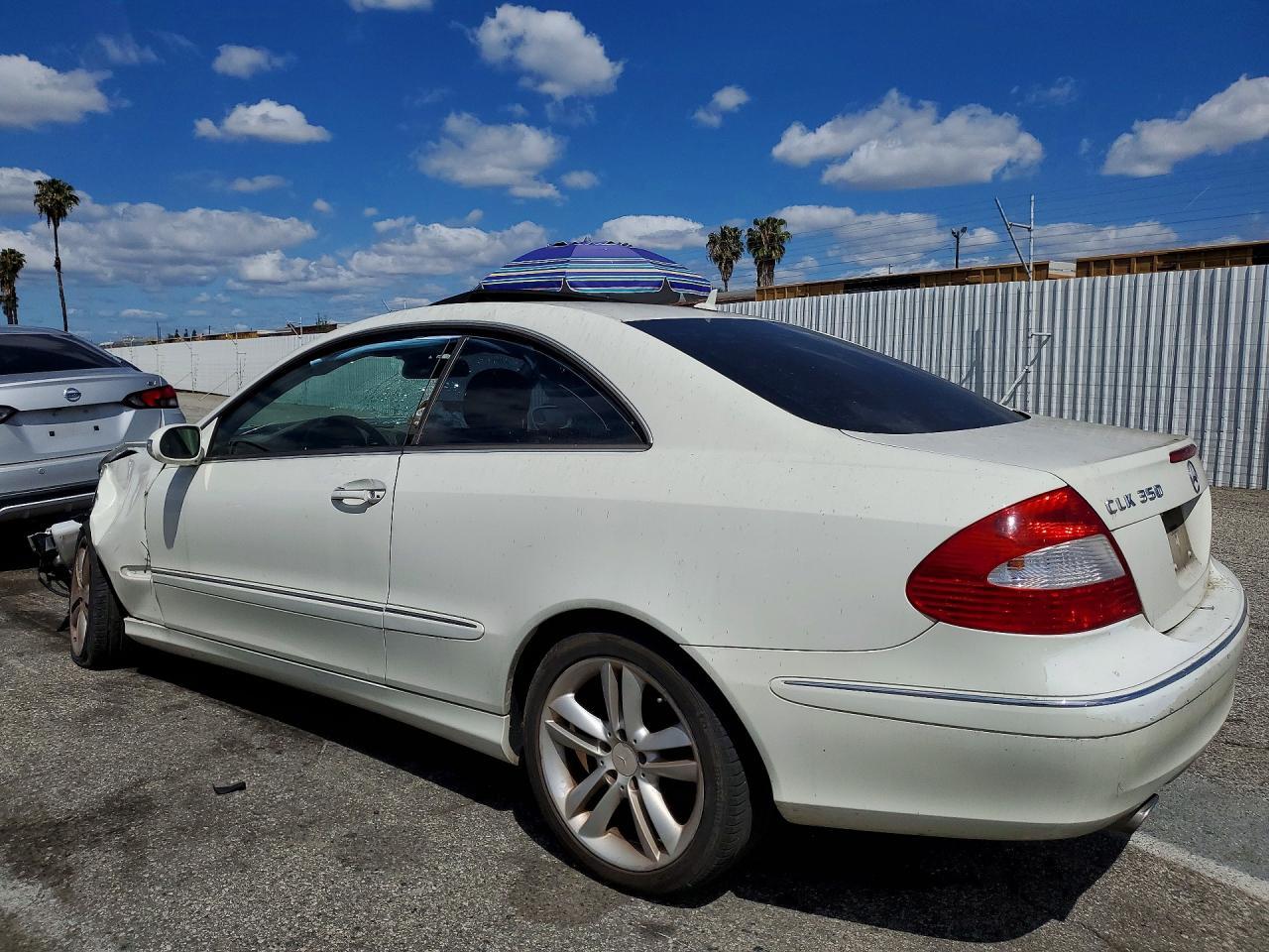 2008 Mercedes-Benz Clk 350 - Image 2