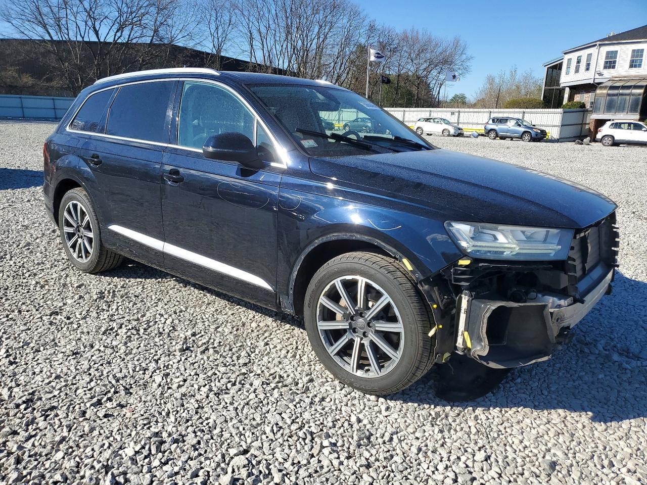 2017 Audi Q7 Premium Plus - Image 4