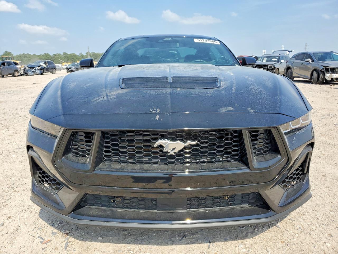 2025 Ford Mustang Gt - Фото 5