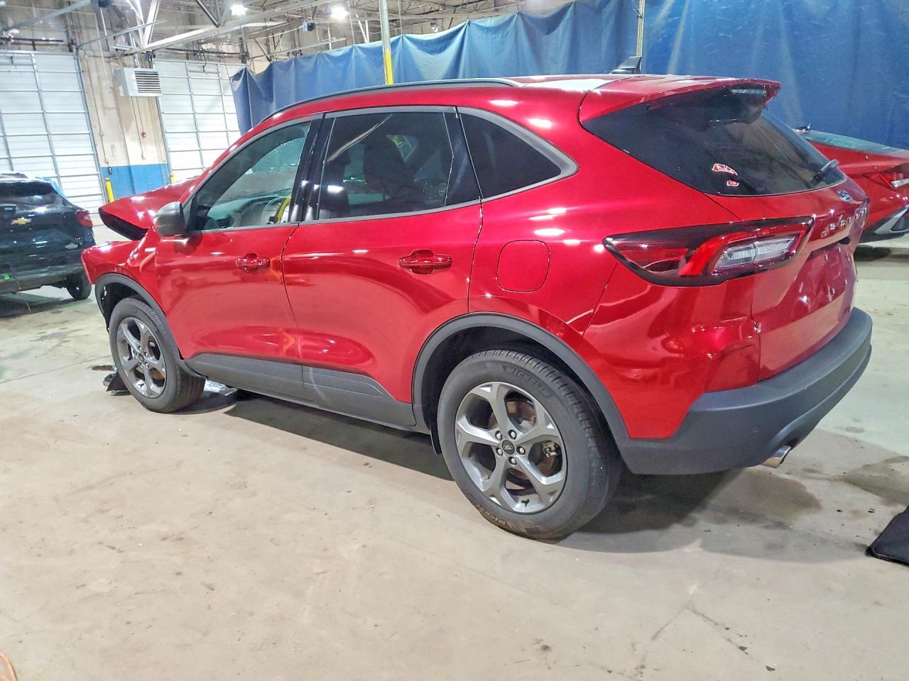 2025 Ford Escape St Line - Фото 2