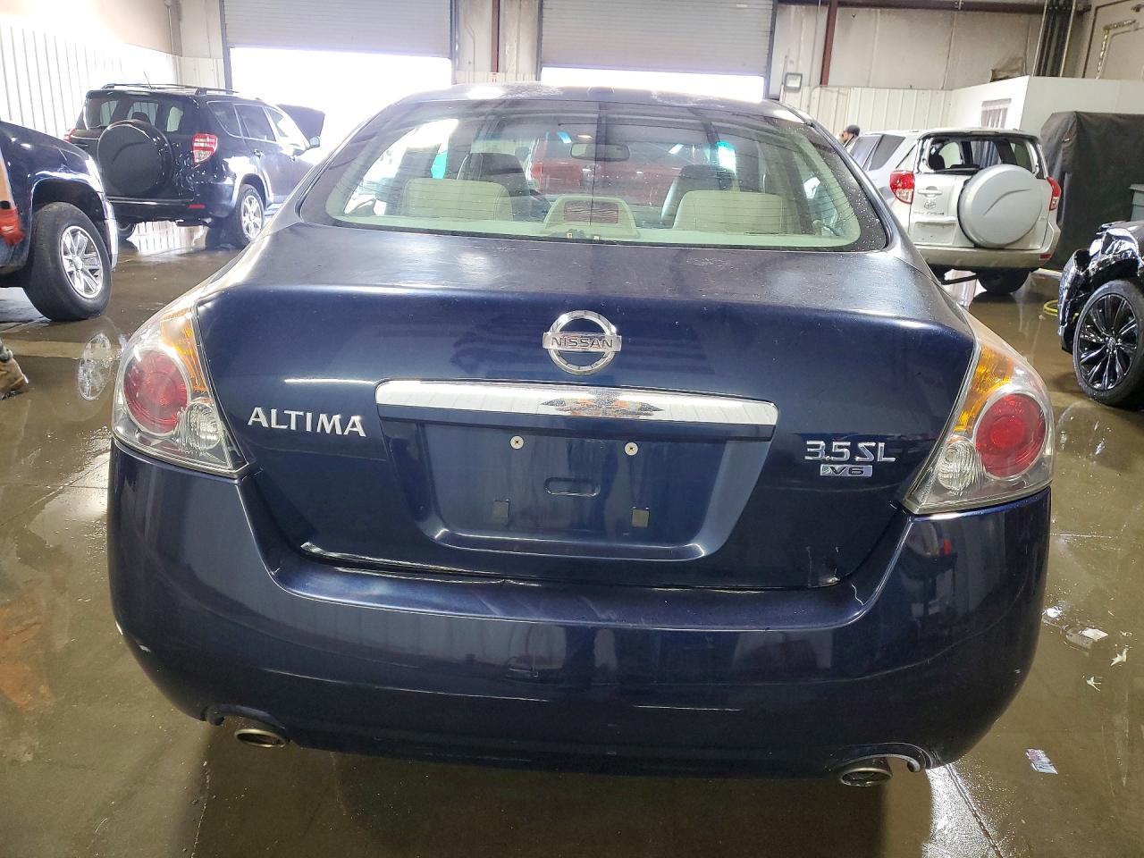 2008 Nissan Altima 3.5 Se - Image 6