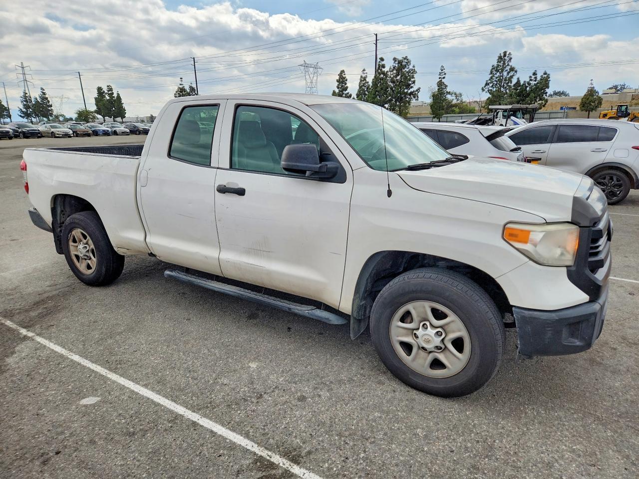 2015 Toyota Tundra Sr - Image 4