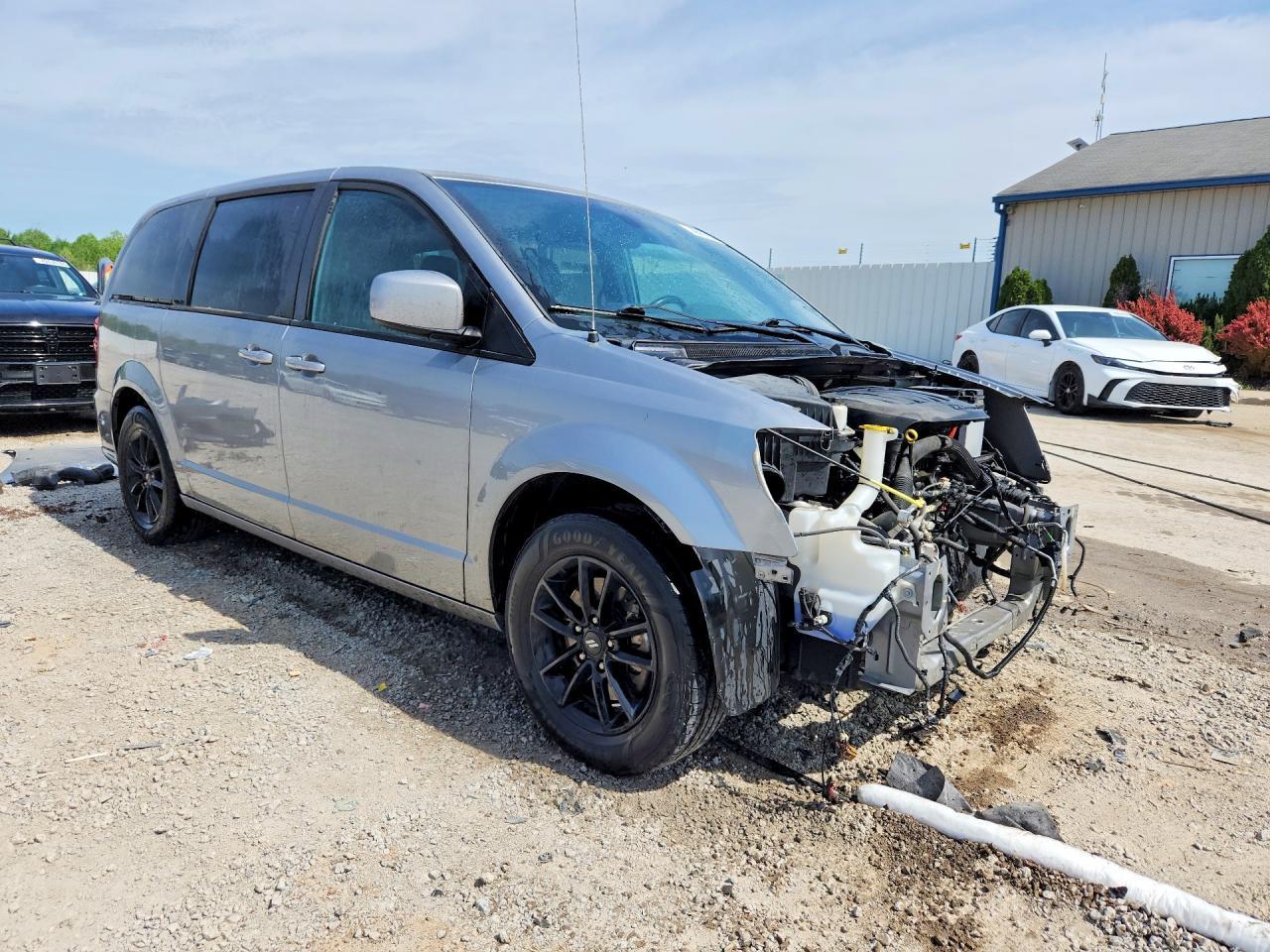 2020 Dodge Grand Caravan Sxt - Фото 4