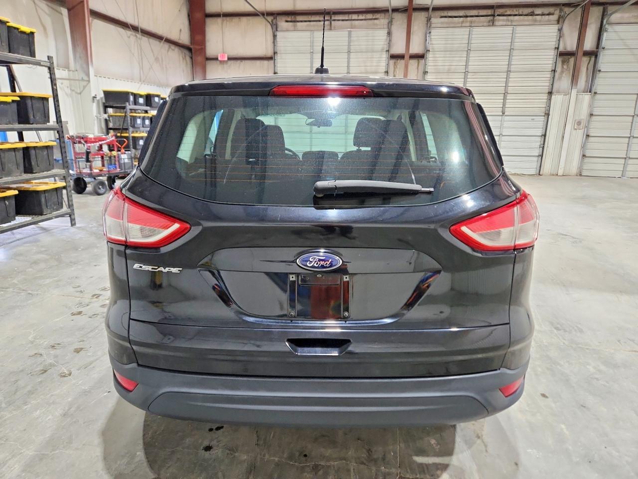 2016 Ford Escape S - Фото 6