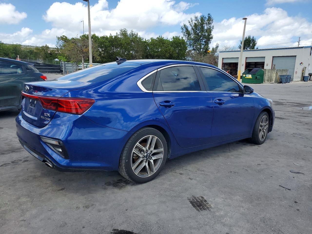 2021 Kia Forte Ex - Фото 3