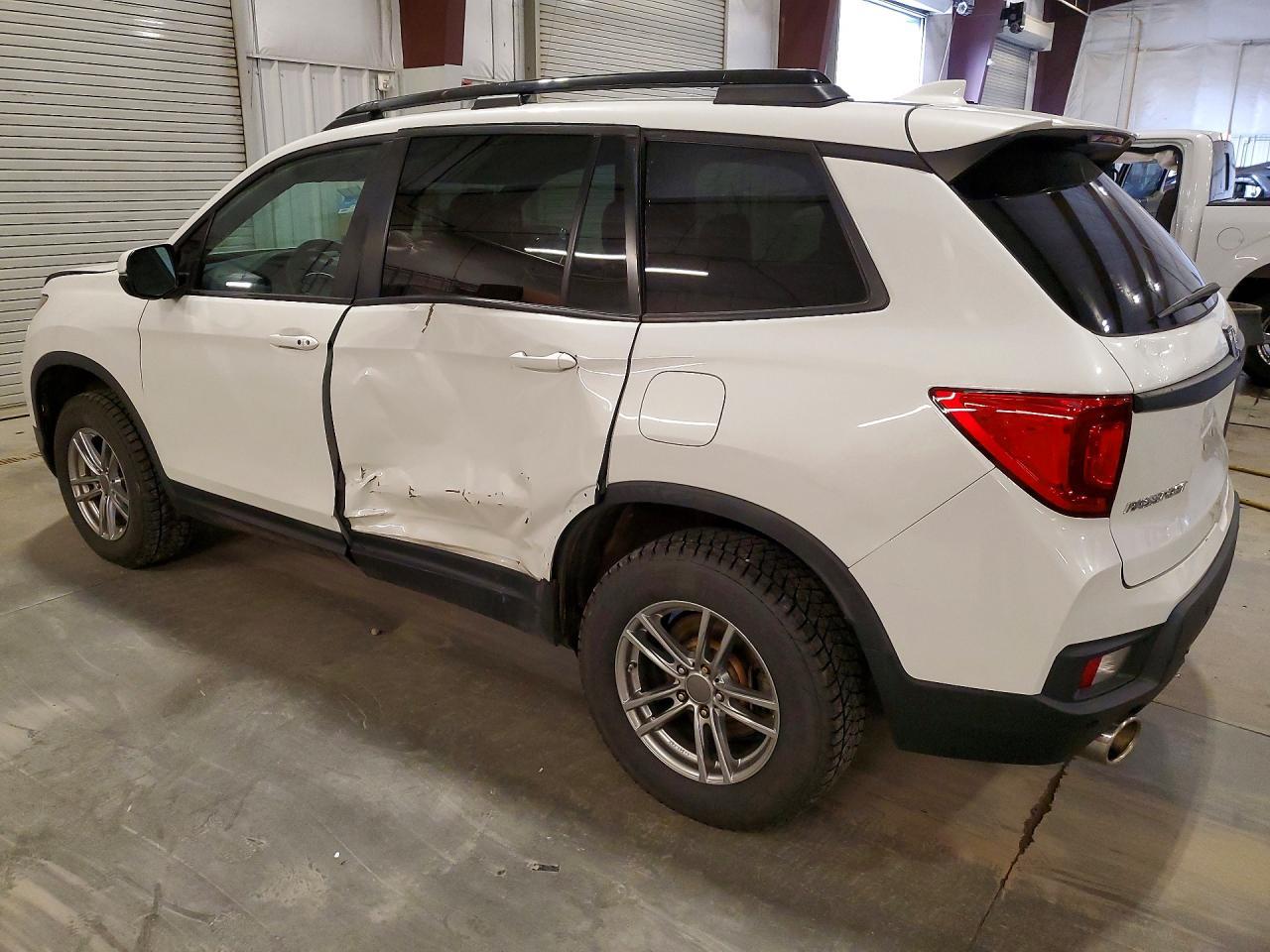 2022 Honda Passport Exl - Image 2