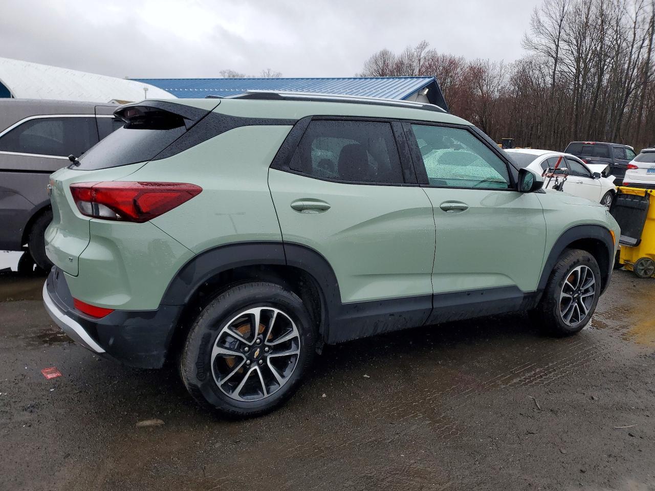 2025 Chevrolet Trailblazer Lt - Image 3