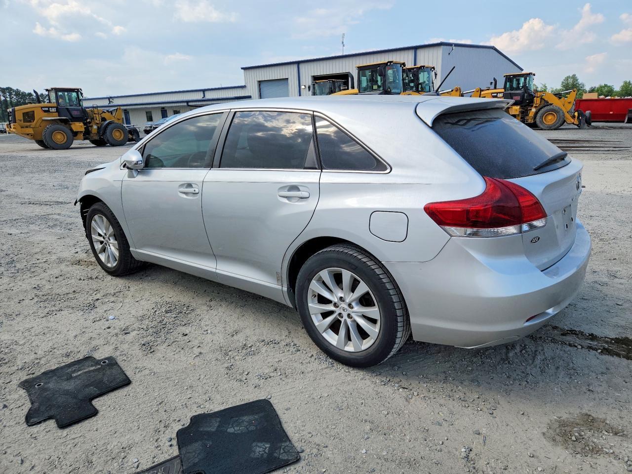 2013 Toyota Venza Le - Фото 2