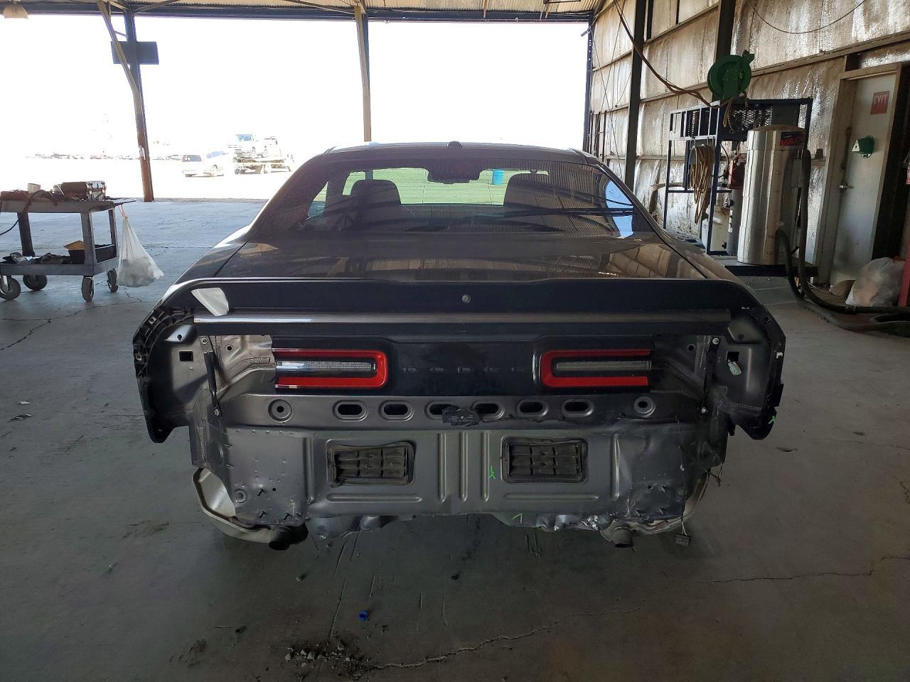2021 Dodge Challenger Sxt - Image 6
