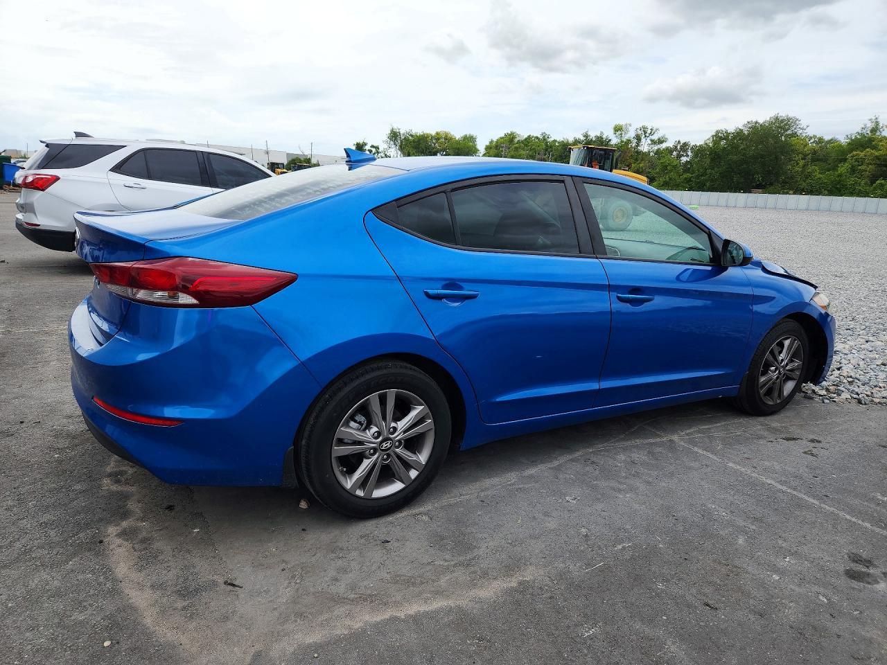 2018 Hyundai Elantra Sel - Фото 3