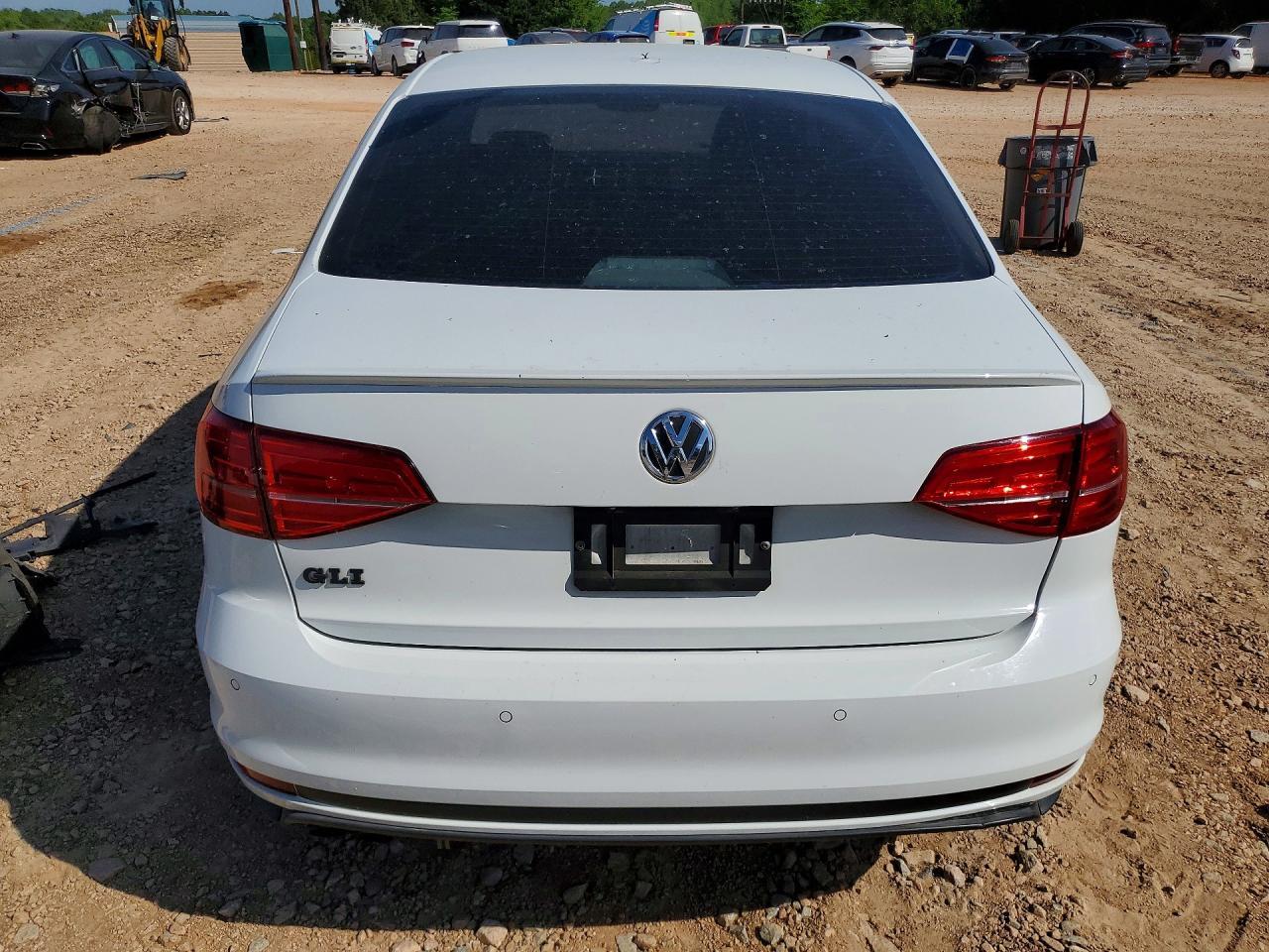 2017 Volkswagen Jetta Gli - Image 6