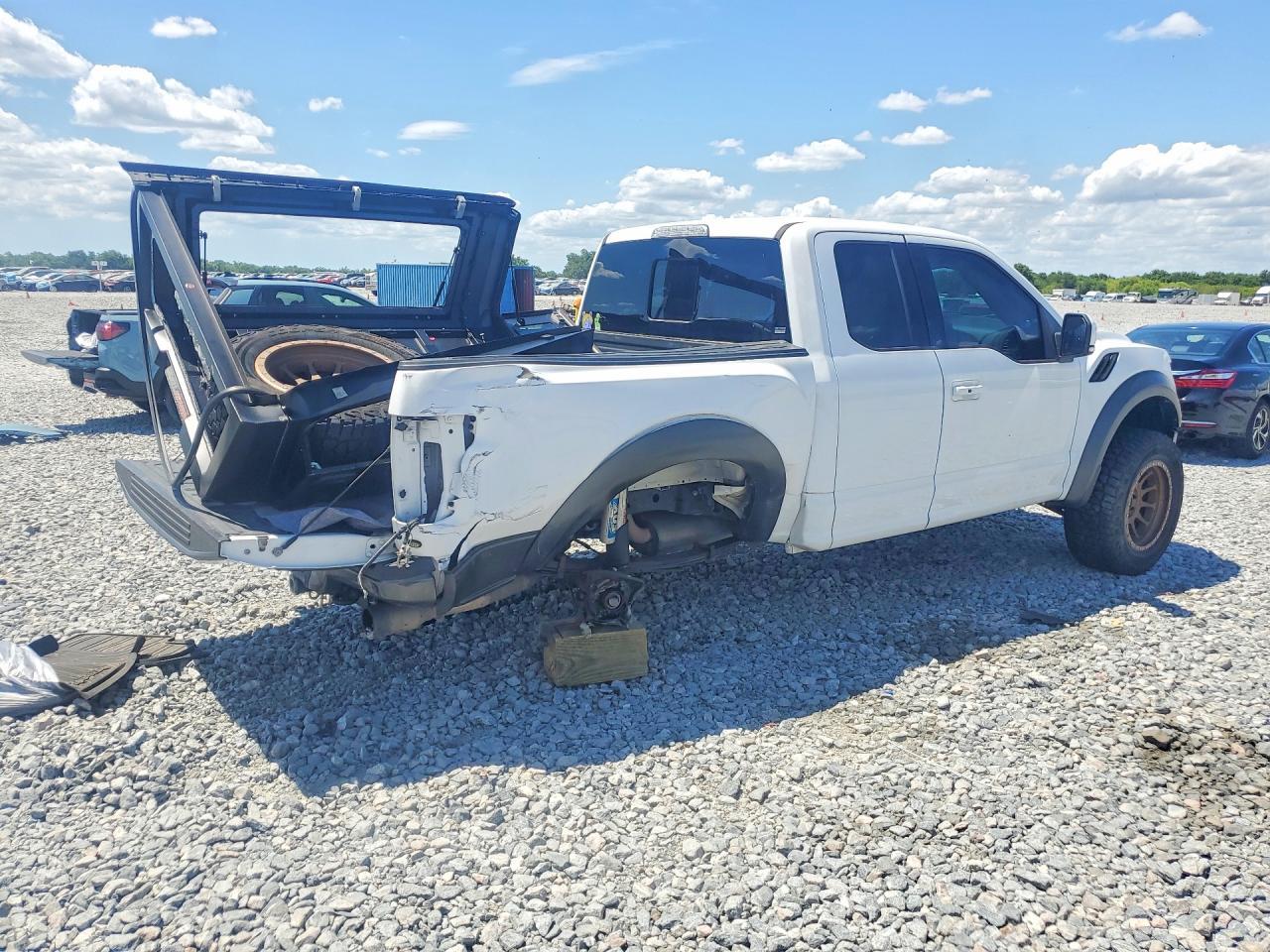 2018 Ford F150 Raptor - Image 3