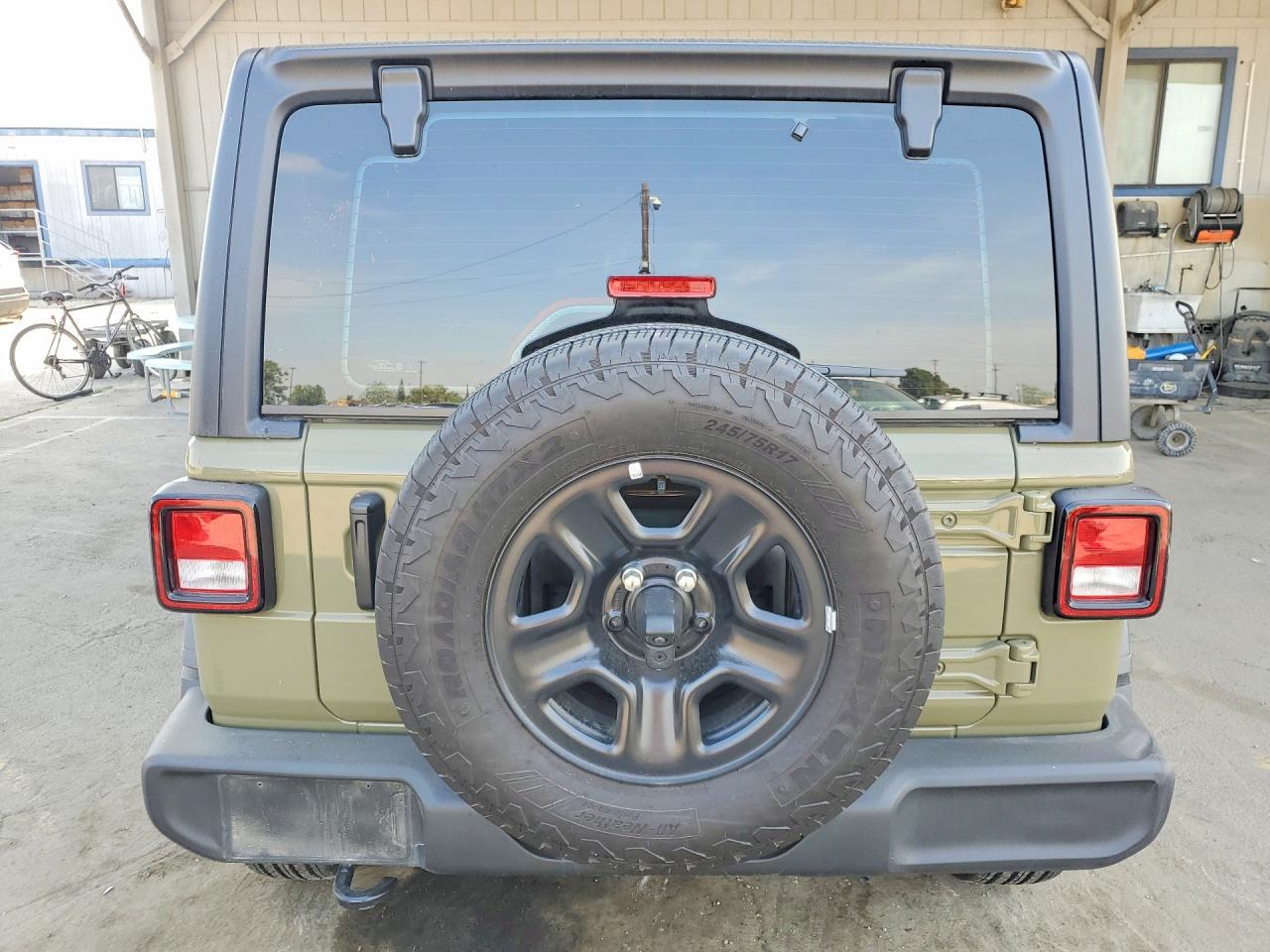 2025 Jeep Wrangler Sport - Фото 6