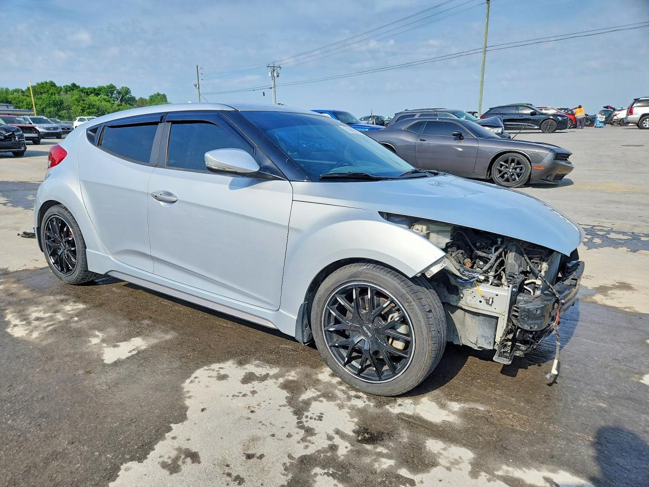 2016 Hyundai Veloster Turbo - Image 4